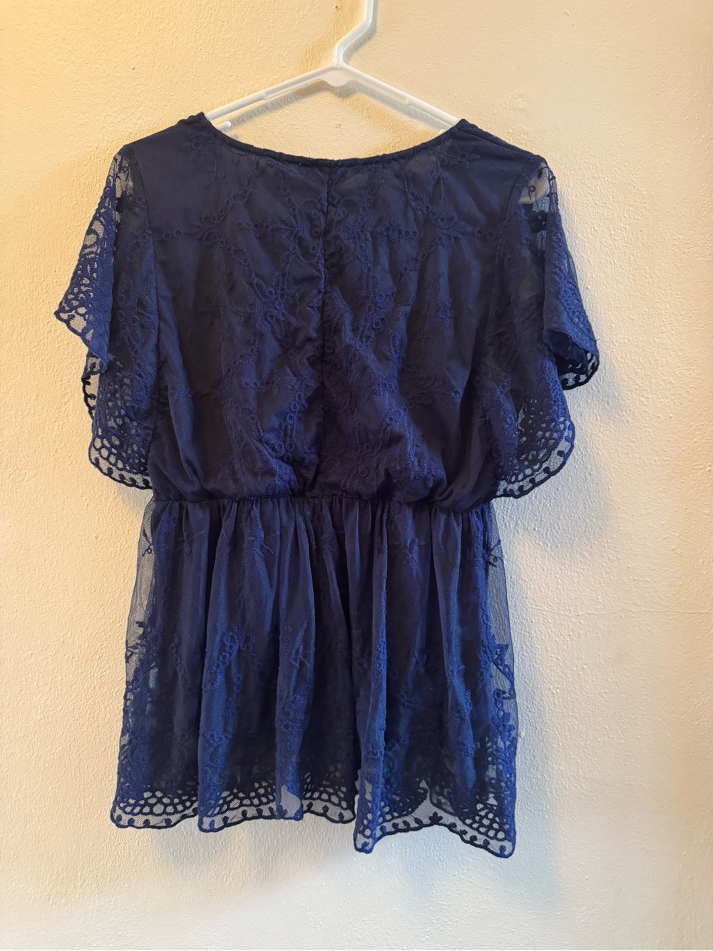 Entro Navy Blue Lace Flutter Sleeve Babydoll Blouse Top Size M - Picture 2 of 8